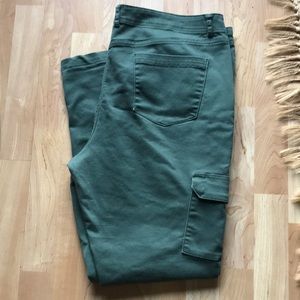 A New Day Skinny Cargo size 16 stretch